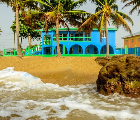 Larubarana
Beach front 
Amazing views