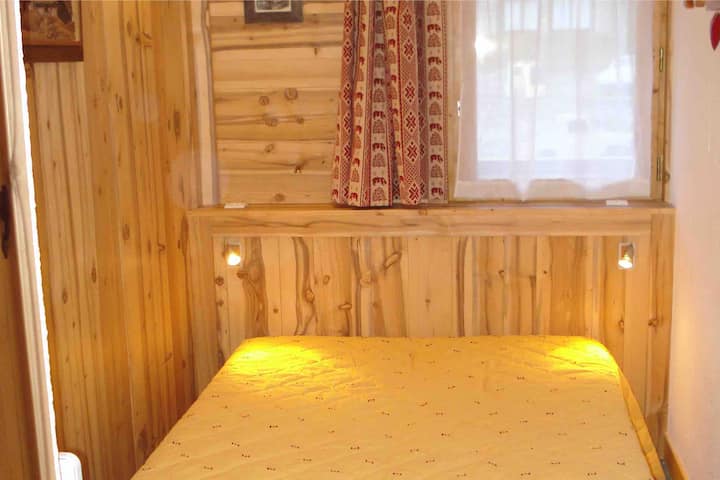 Cama del dormitorio 140