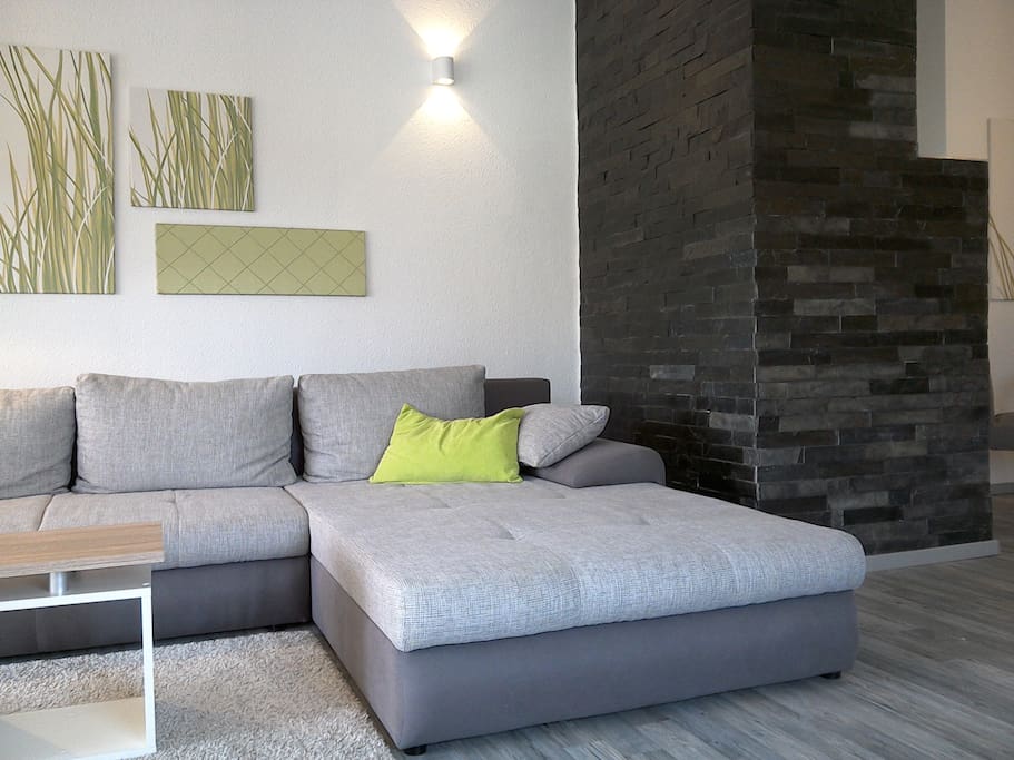 Schlafcouch hier können 2 Personen übernachten 2 x 1,80 cm