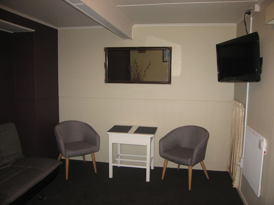 Lounge/kitchenette
