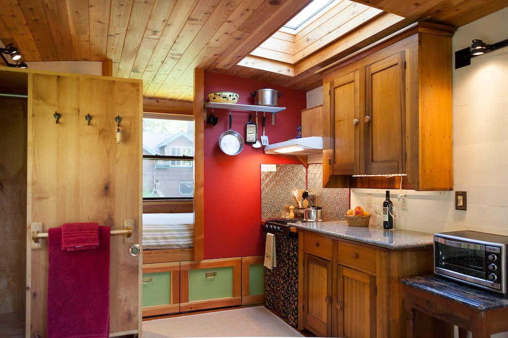 tiny houses on airbnb