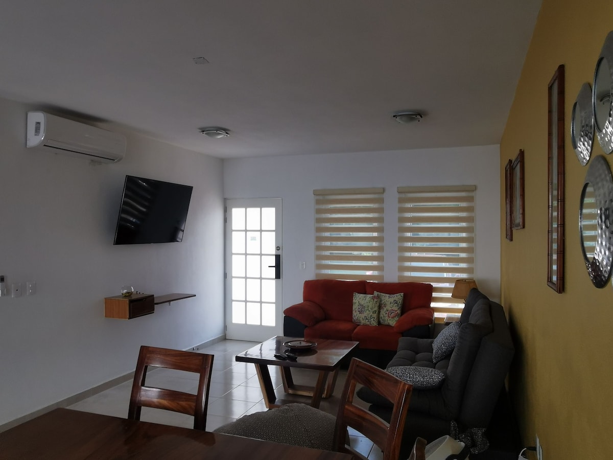 Dnevni boravak s klima-uređajem