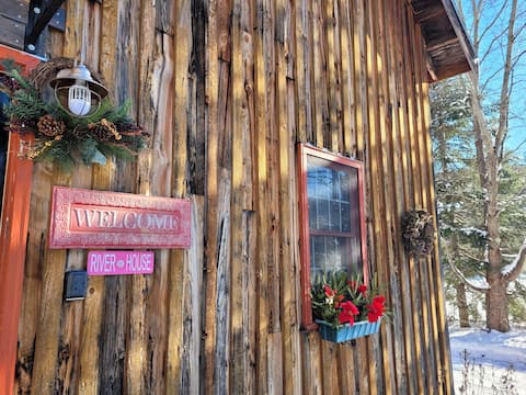 Waterfront River House on 6 acres, booking Fall