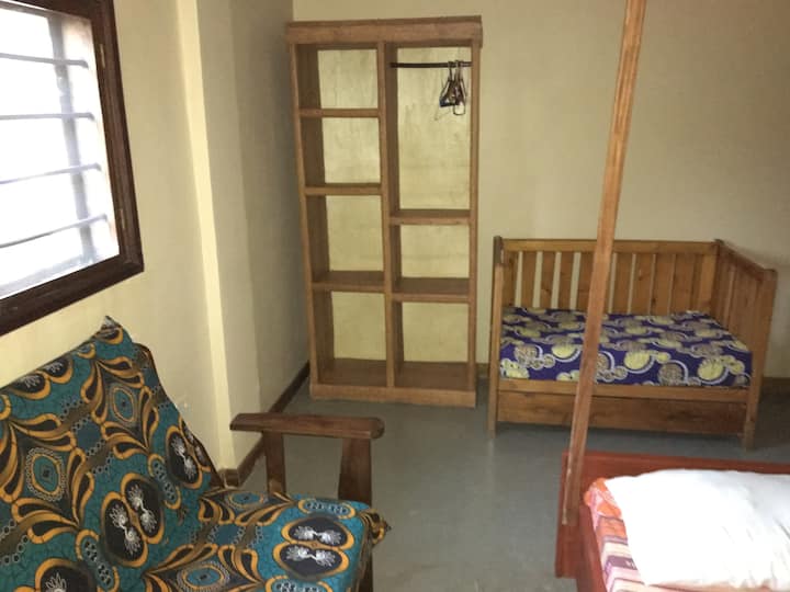 หนึ่งในห้องพักเหมาะสำหรับเด็กเป็นพิเศษ เนื่องจากมีพื้นที่กว้างขวางและเตียงเตี้ย