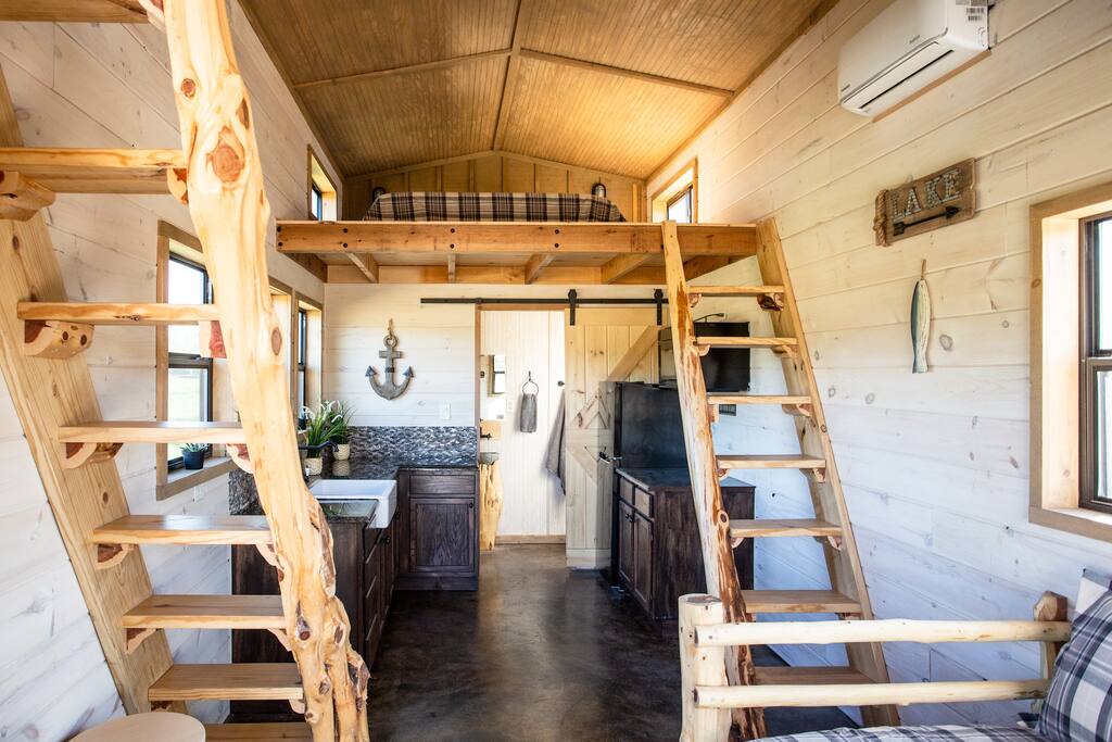 Lake Texoma - Luxury Tiny Home/Cabin 3 - Sleeps 6 - Tiny ...