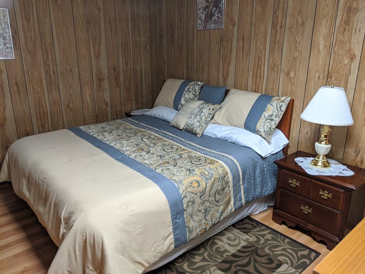 Dhoma e parë e gjumit - madhësia king