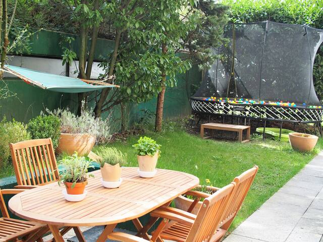 Family duplex with private garden near town center gallery image 5