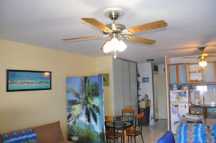Tahiti Beachfront Studio