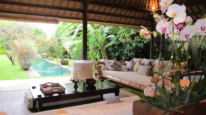 Large Private Villa, central Seminyak, Bali