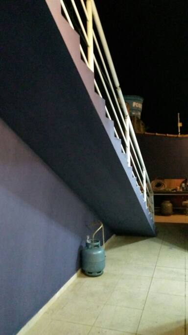 GAZ, EXTERNO, ESPAÇO PARA UTENSILIOS