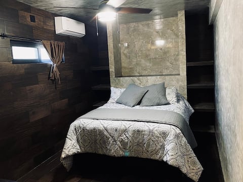 Top performing Airbnb: Suite 1 Bedroom, Downtown Cancun #1 in Supermanzana 4