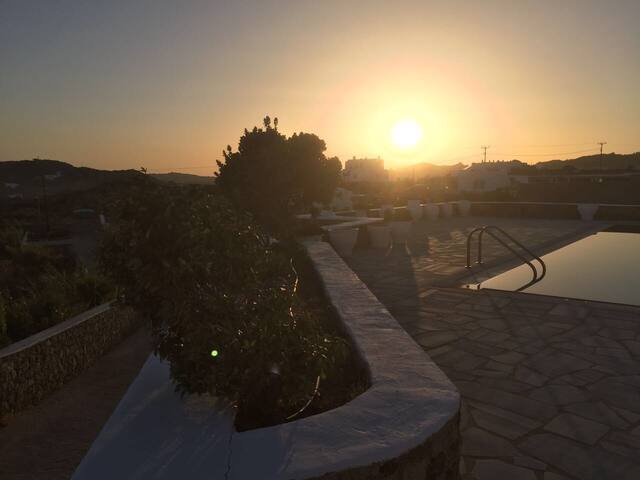 Villa Super Paradise , Mykonos gallery image 5