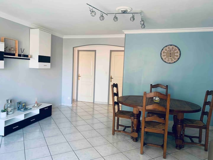 Calme & Confort – T3 Ensoleillé Avec Piscine*clim* - Istres