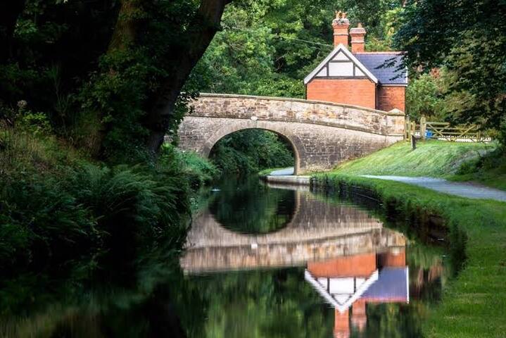 Airbnb Llangollen Holiday Rentals Places To Stay Wales