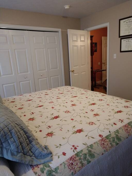 Private, Spacious Room