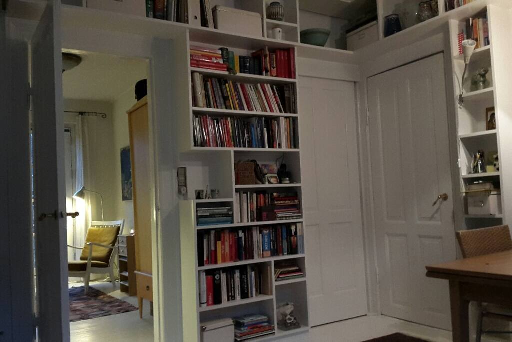 sliding door closes off the livingroom