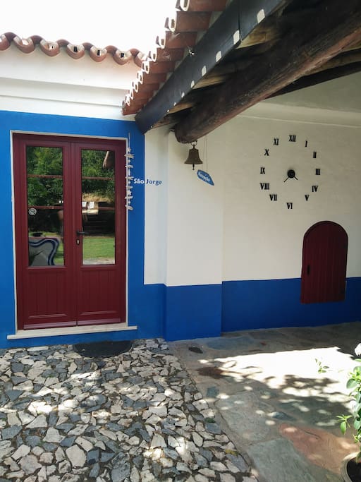 Entrance Flores