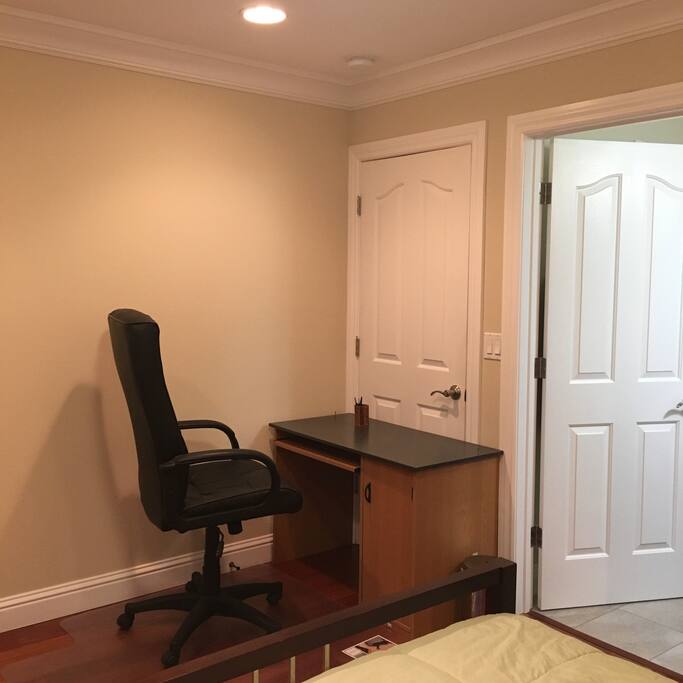 Work desk and chair