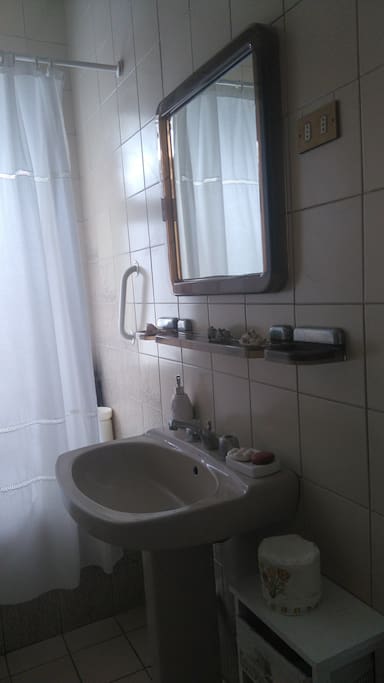 BAÑO PRIVADO