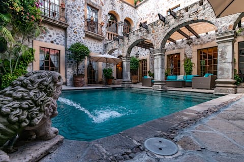 The Great House of San Miguel de Allende Park