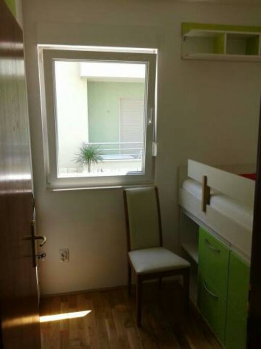 Room 3 single bed