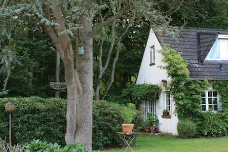 Charmantes Waldhaus an der Nordsee
