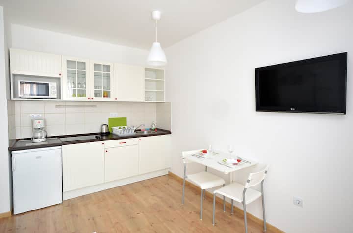 Toldi Apartments in the town centre