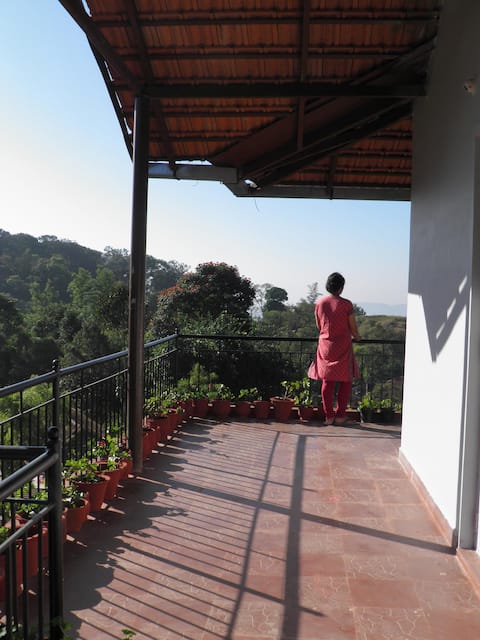 Chirpy Haven - Penthouse with 360 Degree Views