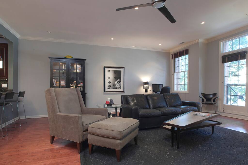 Location , Location, Location - Apartments for Rent in Chicago