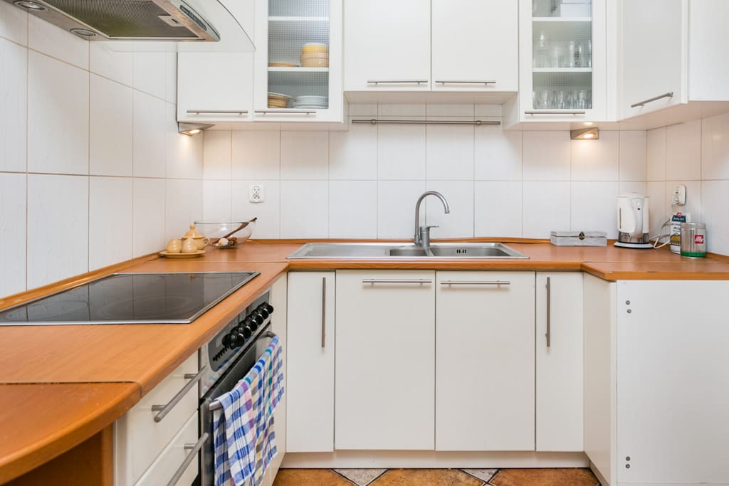 Fully equipped kitchen, you can cook and store your food in our fridge
