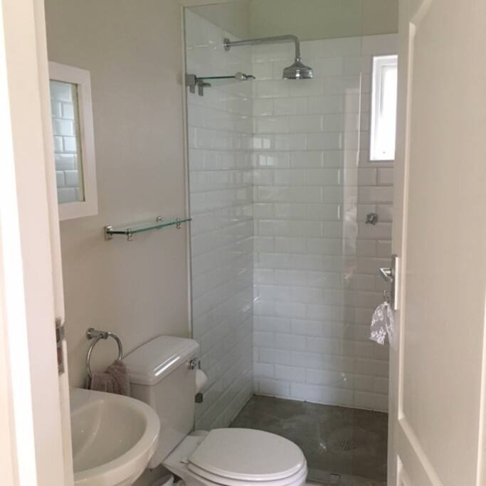 Bathroom off main bedroom