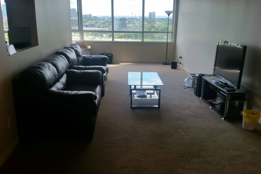 Big living room with TV and computer for you to use. Netflix and Spotify.