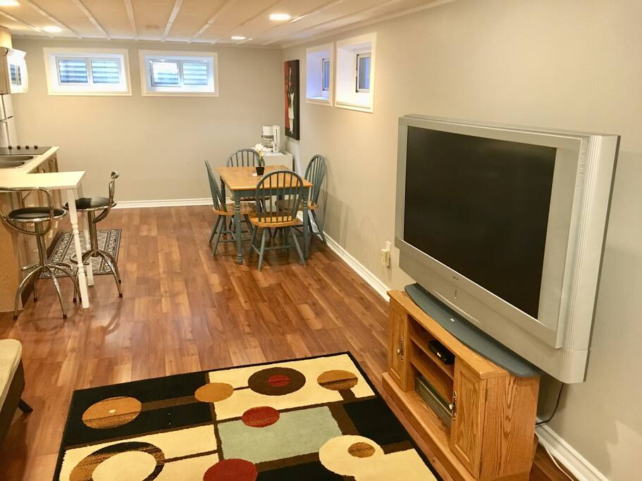 Living room & Kitchen