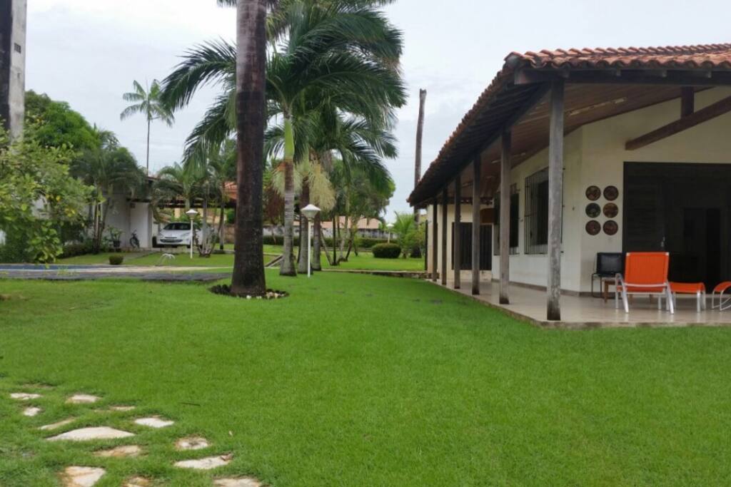 Área livre gramada
