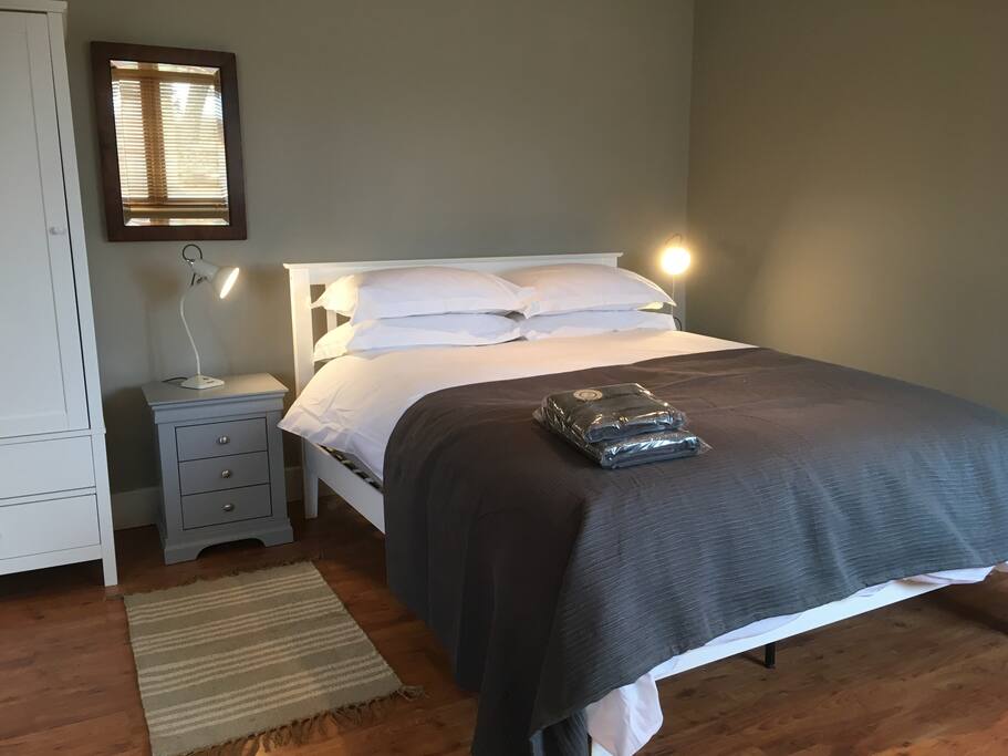 Super comfortable King size bed
