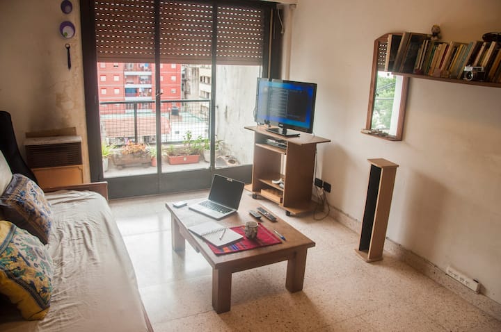 Квартира с 2 спальнями и балконом в La Boca