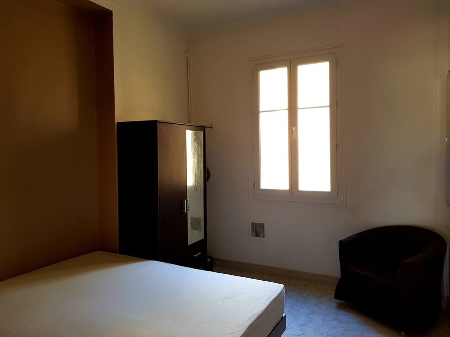 Chambre et fenêtre