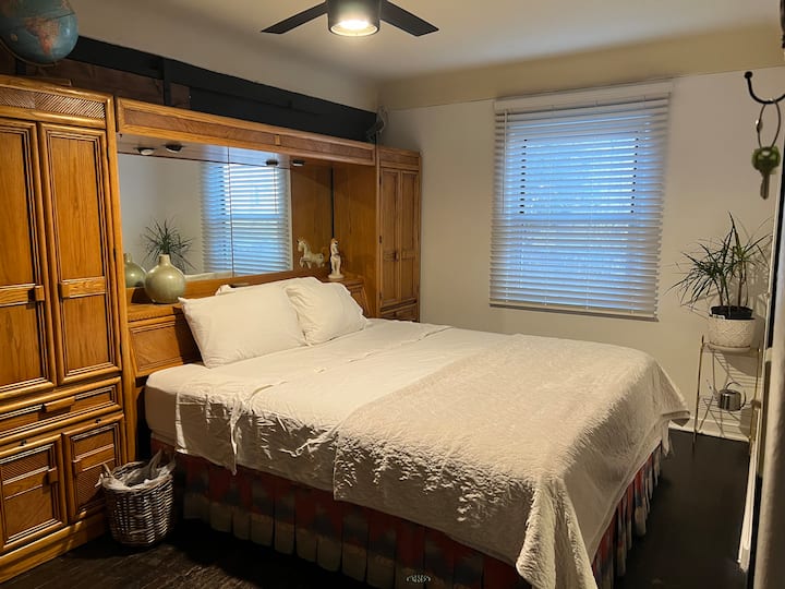 საძინებელი 1