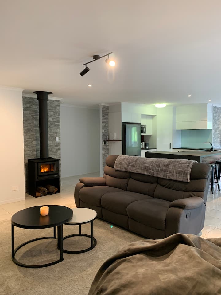 Couples Getaway In Leafy Buderim - Buderim