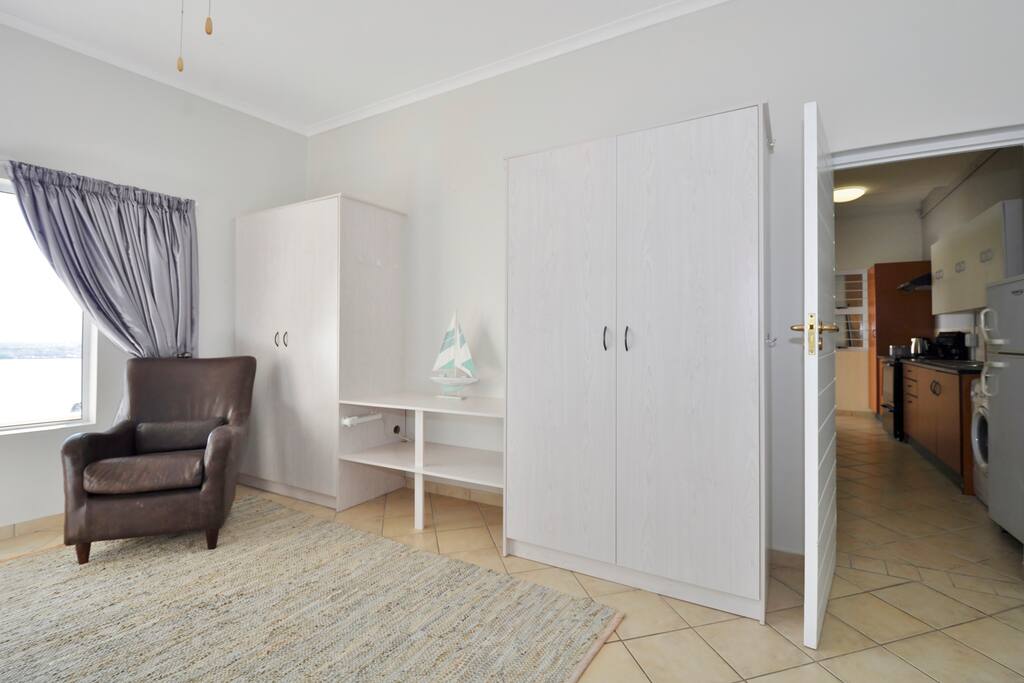 lots of cupboard space