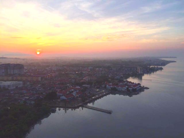 Hatten Executive 2 Bedroom Seaview (Wifi+Netflix)