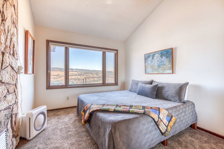 ห้องคิงไซส์พร้อมวิวแม่น้ำ