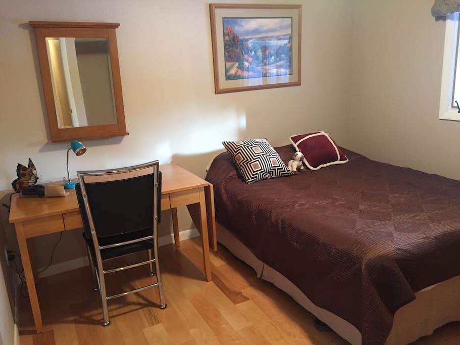 1 bedroom with queen bed