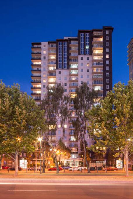 Rivergardens Condos