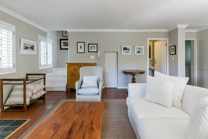 Thirty three Strawberry Lane Cottage gallery image 3