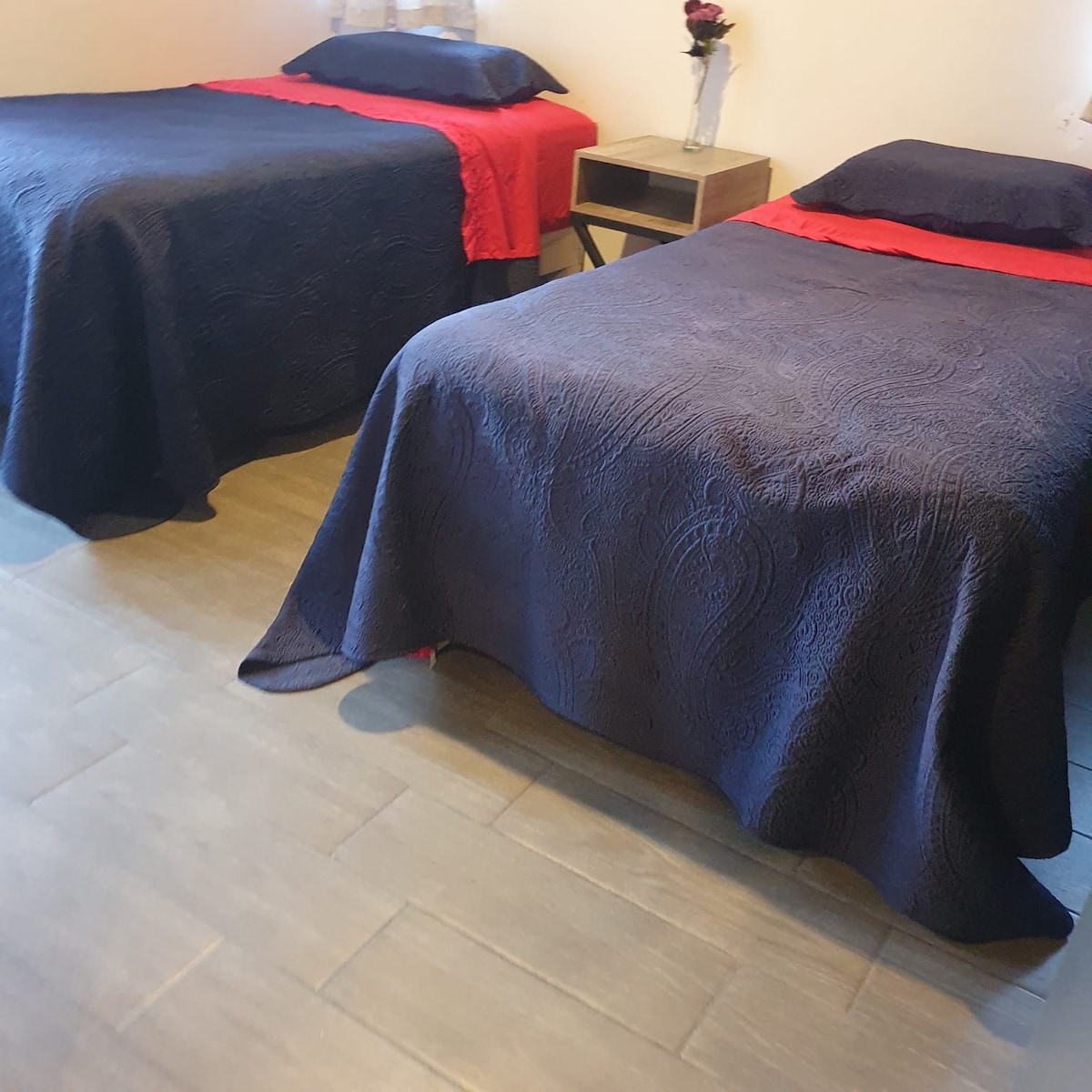 საძინებელი 1