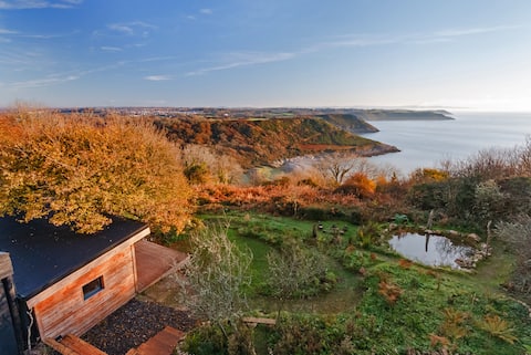 Remote eco-retreat overlooking stunning Pwlldu Bay