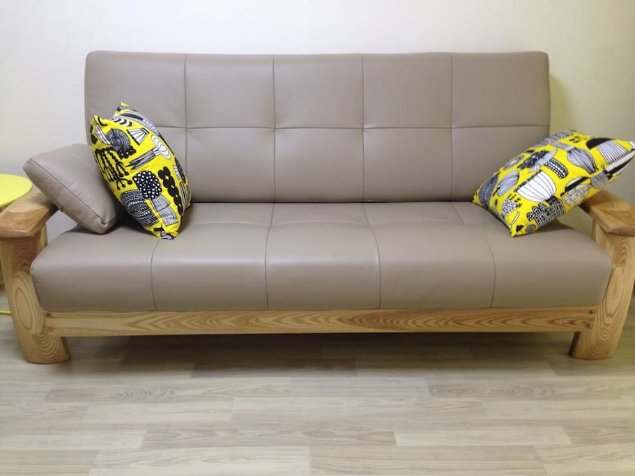 A sofa for three persons.
