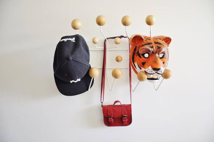 Scandi Family Renovated Home + Pool in Melbourne gallery image 5