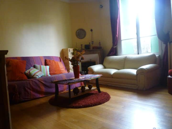 Charming house 10 min from Paris